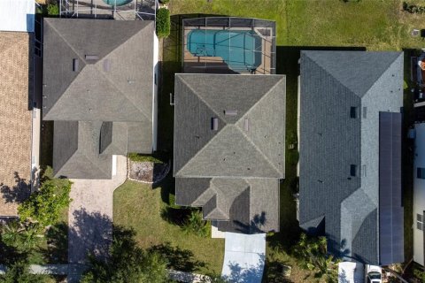 House in Orlando, Florida 4 bedrooms, 227.52 sq.m. № 1687255 - photo 5