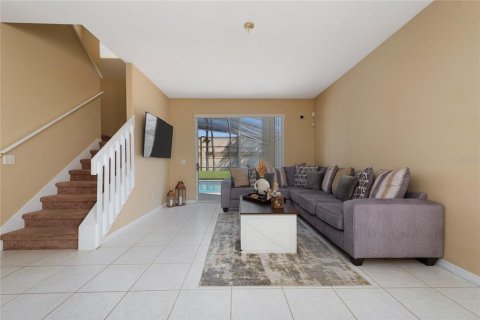 House in Orlando, Florida 4 bedrooms, 227.52 sq.m. № 1687255 - photo 13