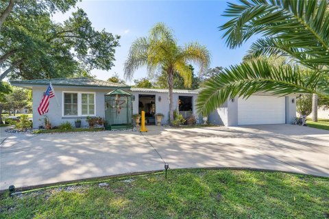 House in Palm Coast, Florida 4 bedrooms, 223.06 sq.m. № 1658501 - photo 4