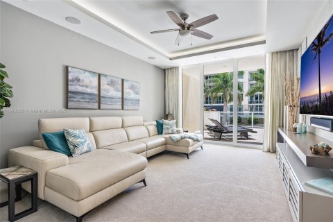 Condominio en venta en Palm Beach Gardens, Florida, 4 dormitorios, 357.58 m2 № 1954667 - foto 13