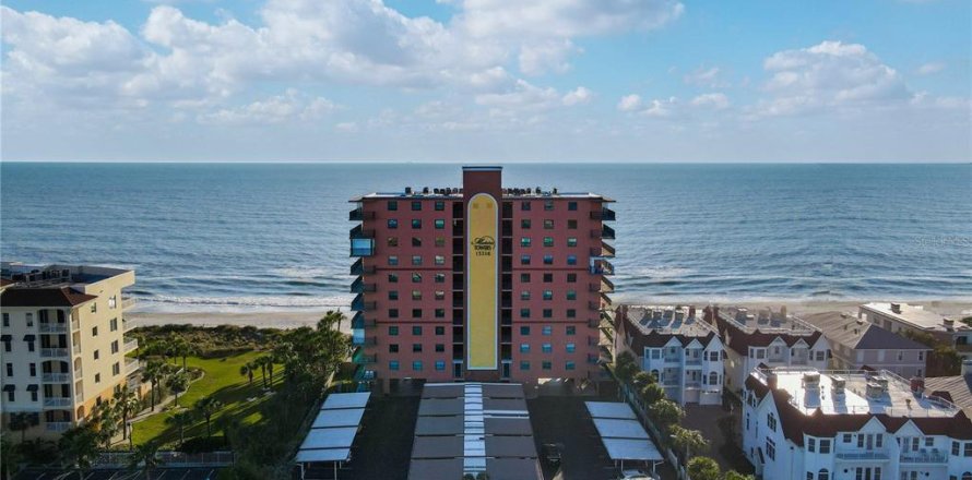 Condo in Madeira Beach, Florida, 3 bedrooms  № 946782