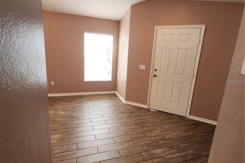 Villa ou maison à louer à Tampa, Floride: 3 chambres, 118.91 m2 № 1813031 - photo 7