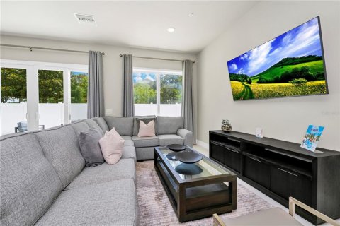Condominio en alquiler en Kissimmee, Florida, 4 dormitorios, 139.35 m2 № 1903298 - foto 12