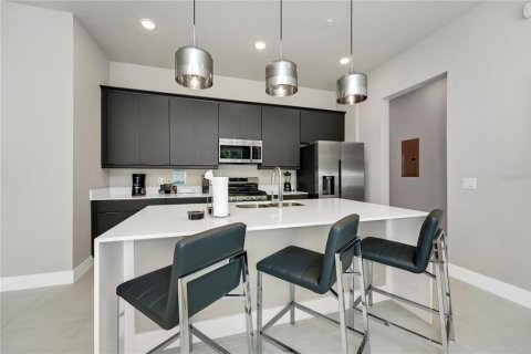 Condominio en alquiler en Kissimmee, Florida, 4 dormitorios, 139.35 m2 № 1903298 - foto 17