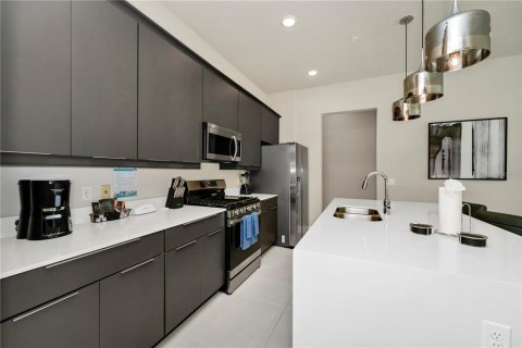Condominio en alquiler en Kissimmee, Florida, 4 dormitorios, 139.35 m2 № 1903298 - foto 22
