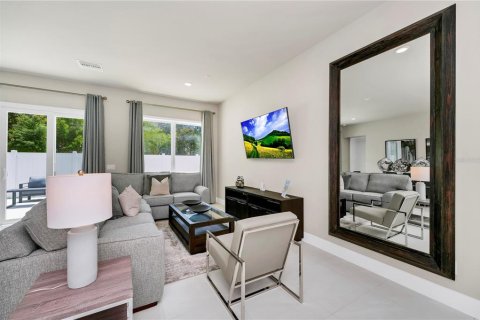 Condominio en alquiler en Kissimmee, Florida, 4 dormitorios, 139.35 m2 № 1903298 - foto 11