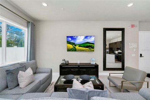 Condominio en alquiler en Kissimmee, Florida, 4 dormitorios, 139.35 m2 № 1903298 - foto 18
