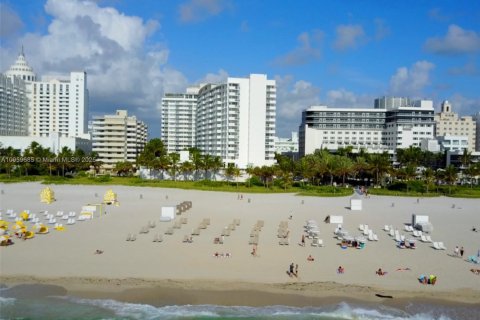 Copropriété à louer à Miami Beach, Floride: 1 chambre, 48.77 m2 № 1982390 - photo 23