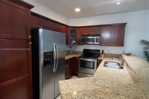 Casa en alquiler en Oakland Park, Florida, 4 dormitorios, 180.42 m2 № 1962602 - foto 5