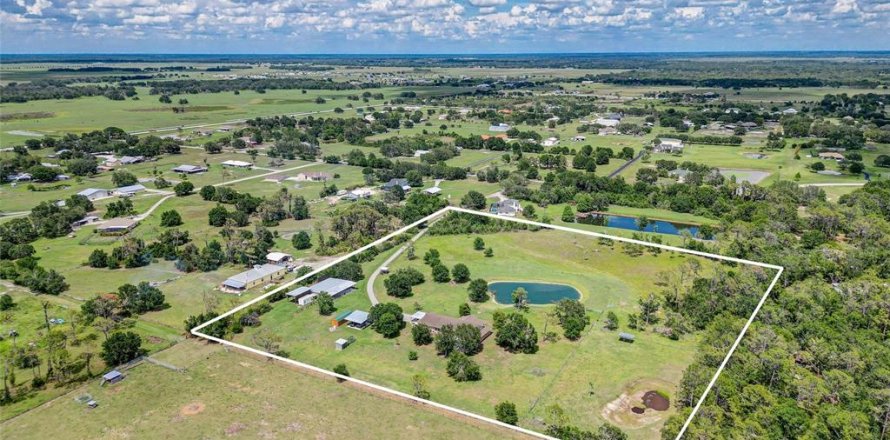 Casa en Sarasota, Florida 3 dormitorios, 279.54 m2 № 2206071