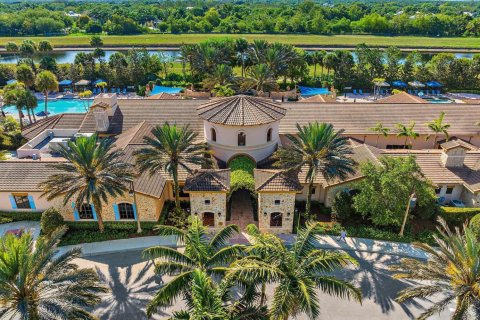 House in Jupiter, Florida 3 bedrooms, 246.75 sq.m. № 2295659 - photo 28