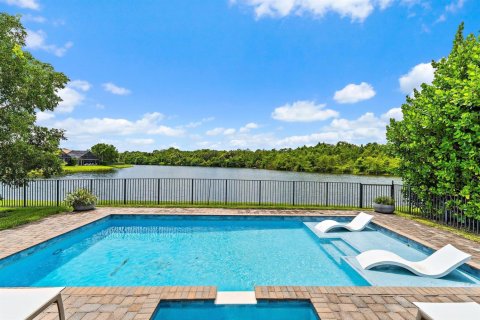 House in Jupiter, Florida 3 bedrooms, 246.75 sq.m. № 2295659 - photo 26