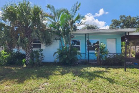 Casa en venta en Saint Petersburg, Florida, 2 dormitorios, 67.45 m2 № 1902467 - foto 1