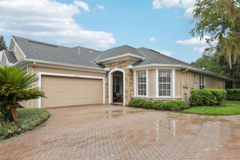 Villa ou maison à Wesley Chapel, Floride 3 chambres, 182.74 m2 № 2411548
