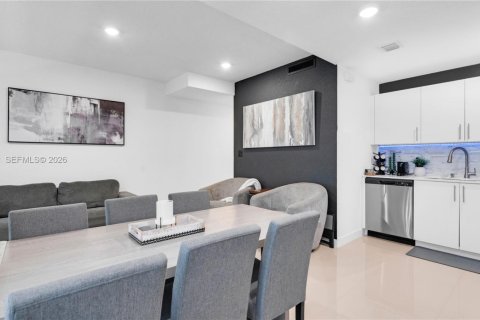 Купить таунхаус в Хомстед, Флорида 4 спальни, 129.88м2, № 2068668 - фото 13