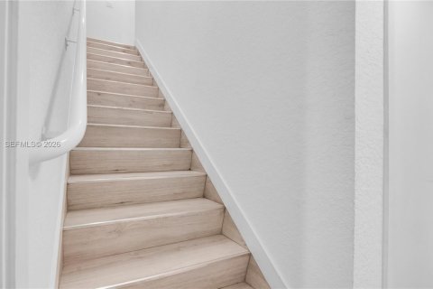 Купить таунхаус в Хомстед, Флорида 4 спальни, 129.88м2, № 2068668 - фото 15