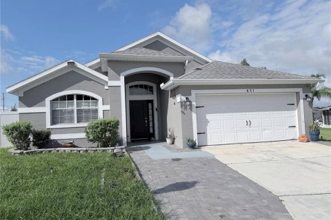 House in Davenport, Florida 3 bedrooms, 152.73 sq.m. № 2396258 - photo 2