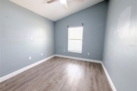 House in Davenport, Florida 3 bedrooms, 152.73 sq.m. № 2396258 - photo 18