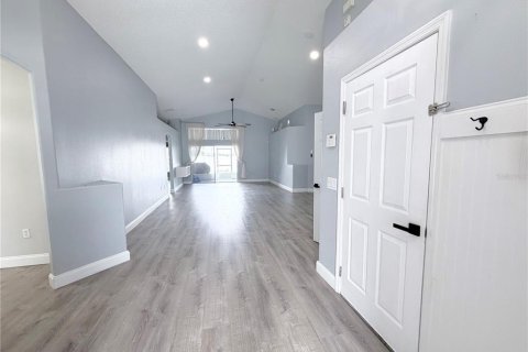 House in Davenport, Florida 3 bedrooms, 152.73 sq.m. № 2396258 - photo 5