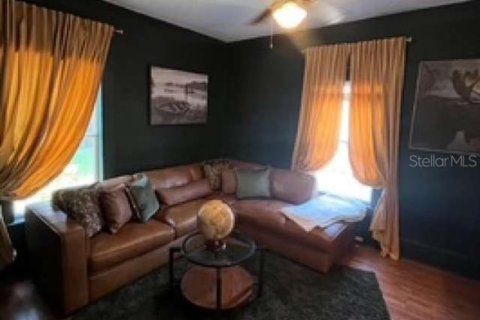 House in Bradenton, Florida 3 bedrooms, 130.06 sq.m. № 2308760 - photo 14