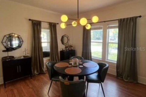 House in Bradenton, Florida 3 bedrooms, 130.06 sq.m. № 2308760 - photo 6