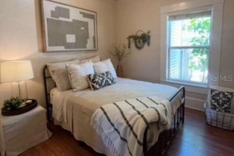 House in Bradenton, Florida 3 bedrooms, 130.06 sq.m. № 2308760 - photo 9