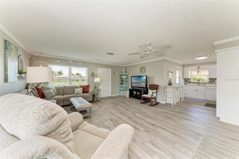 House in Bradenton, Florida 2 bedrooms, 105.82 sq.m. № 1762113 - photo 9