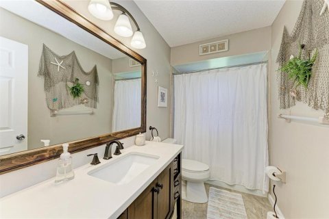 House in Bradenton, Florida 2 bedrooms, 105.82 sq.m. № 1762113 - photo 26