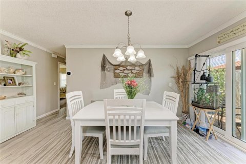 House in Bradenton, Florida 2 bedrooms, 105.82 sq.m. № 1762113 - photo 11