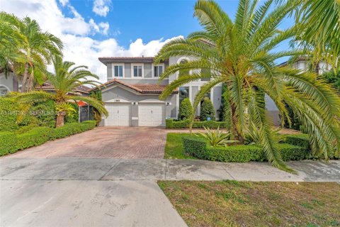 Купить виллу или дом в Майами, Флорида 4 спальни, 234.58м2, № 1999415 - фото 2