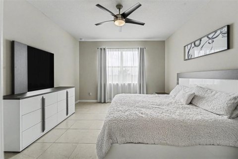 Casa en venta en Kissimmee, Florida, 3 dormitorios, 158.03 m2 № 2239740 - foto 14