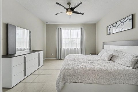 Casa en venta en Kissimmee, Florida, 3 dormitorios, 158.03 m2 № 2239740 - foto 15