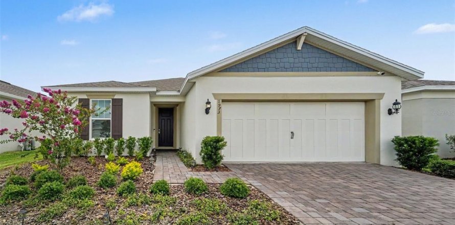Casa en Kissimmee, Florida 3 dormitorios, 158.03 m2 № 2239740