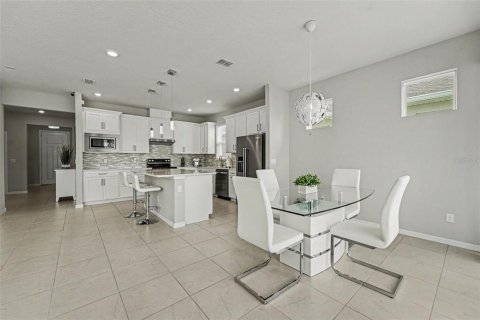 Casa en venta en Kissimmee, Florida, 3 dormitorios, 158.03 m2 № 2239740 - foto 7