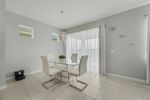 Casa en venta en Kissimmee, Florida, 3 dormitorios, 158.03 m2 № 2239740 - foto 8