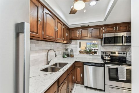 Купить кондоминиум в Сент-Питерсберг, Флорида 6 комнат, 65.03м2, № 1741000 - фото 5