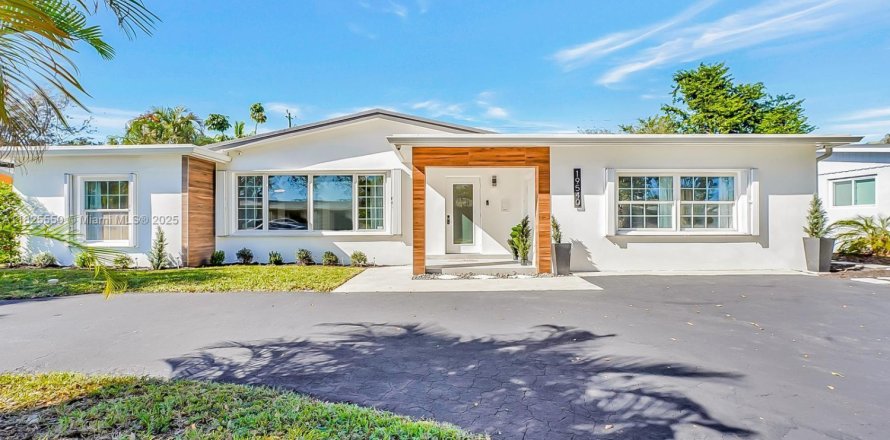 Villa ou maison à Miami, Floride 4 chambres, 227.15 m2 № 1794806