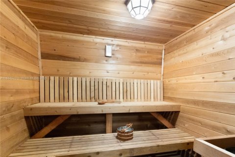 Купить кондоминиум в Холливуд, Флорида 2 спальни, 87.79м2, № 2020333 - фото 23