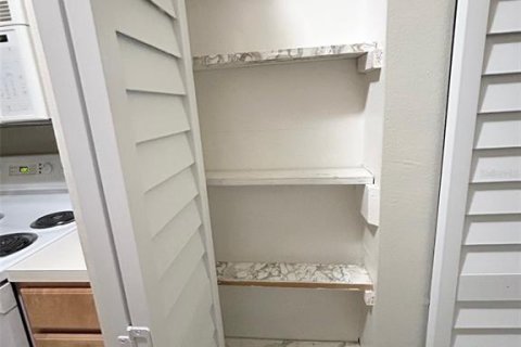Condominio en venta en Tampa, Florida, 2 dormitorios, 90.58 m2 № 1675397 - foto 10