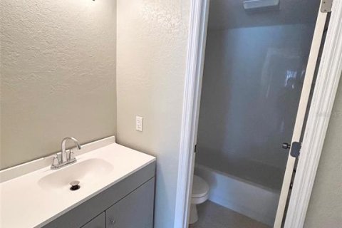 Condominio en venta en Tampa, Florida, 2 dormitorios, 90.58 m2 № 1675397 - foto 15