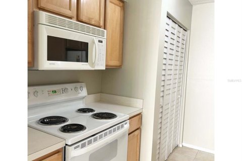 Condominio en venta en Tampa, Florida, 2 dormitorios, 90.58 m2 № 1675397 - foto 9