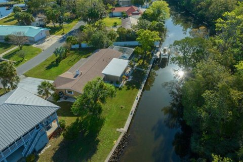 Casa en venta en Crystal River, Florida, 3 dormitorios, 191.75 m2 № 1516841 - foto 10