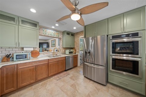 Casa en venta en Crystal River, Florida, 3 dormitorios, 191.75 m2 № 1516841 - foto 30