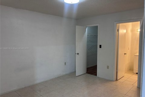 Condominio en venta en Miami, Florida, 2 dormitorios, 90.95 m2 № 1936495 - foto 8