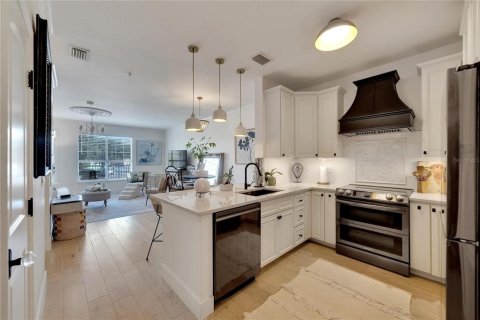Condominio en venta en Tampa, Florida, 2 dormitorios, 91.97 m2 № 1566239 - foto 3