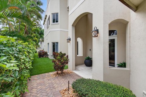 Adosado en venta en Deerfield Beach, Florida, 3 dormitorios, 304.53 m2 № 2146580 - foto 5