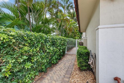 Adosado en venta en Deerfield Beach, Florida, 3 dormitorios, 304.53 m2 № 2146580 - foto 3
