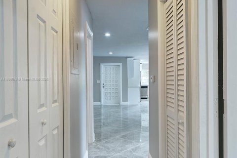 Condominio en alquiler en Coral Springs, Florida, 3 dormitorios, 121.14 m2 № 1951055 - foto 16