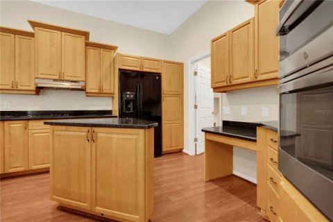 House in Bradenton, Florida 4 bedrooms, 326.74 sq.m. № 2283947 - photo 8