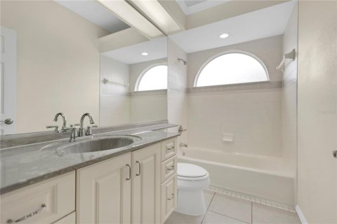 House in Bradenton, Florida 4 bedrooms, 326.74 sq.m. № 2283947 - photo 30